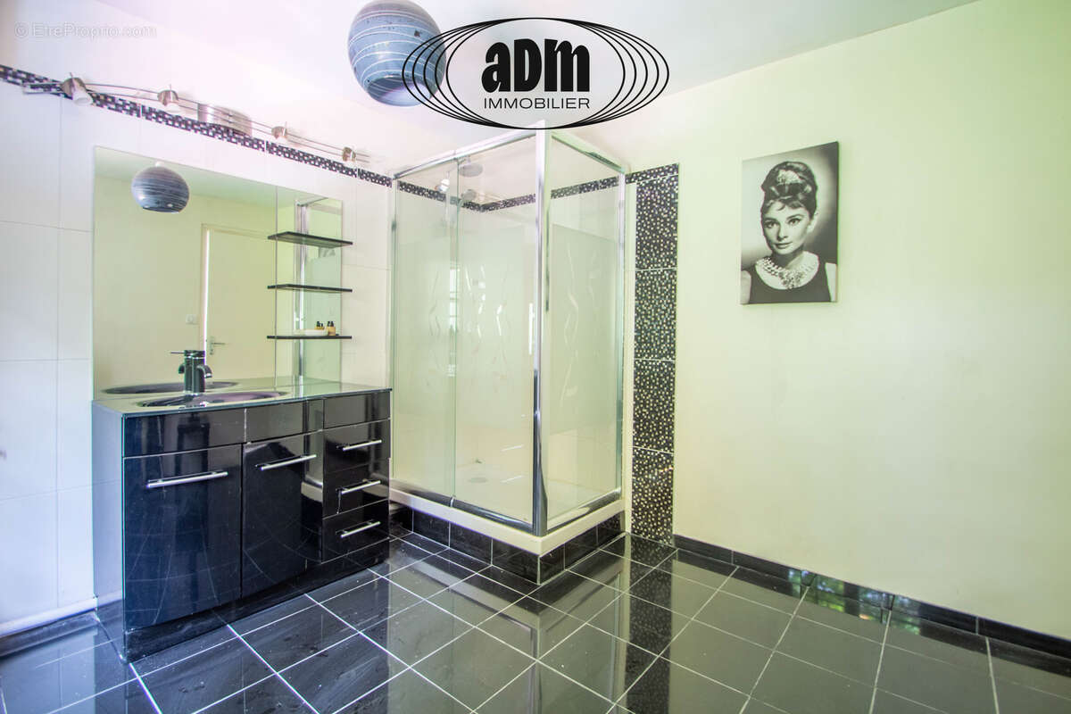 Maison à COUILLY-PONT-AUX-DAMES