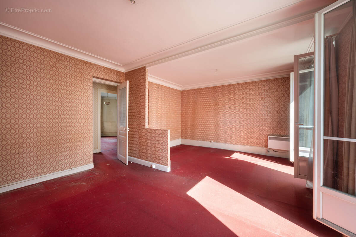 Appartement à MONTROUGE