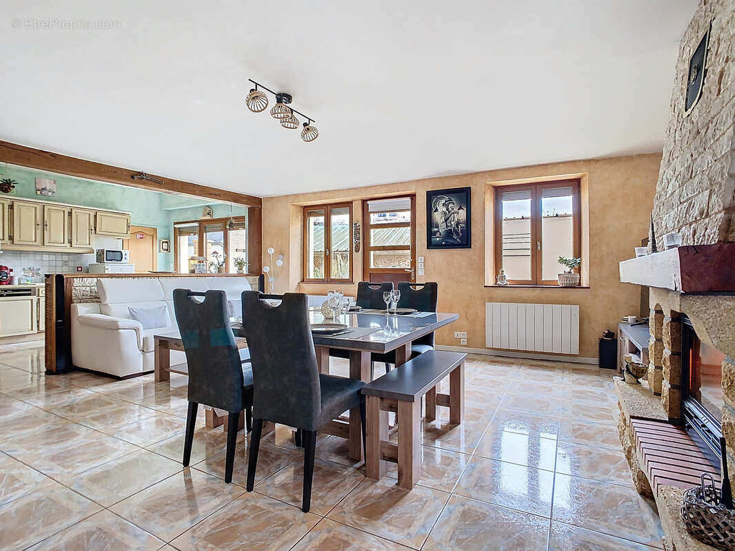 Maison à SAINT-MARCOUF