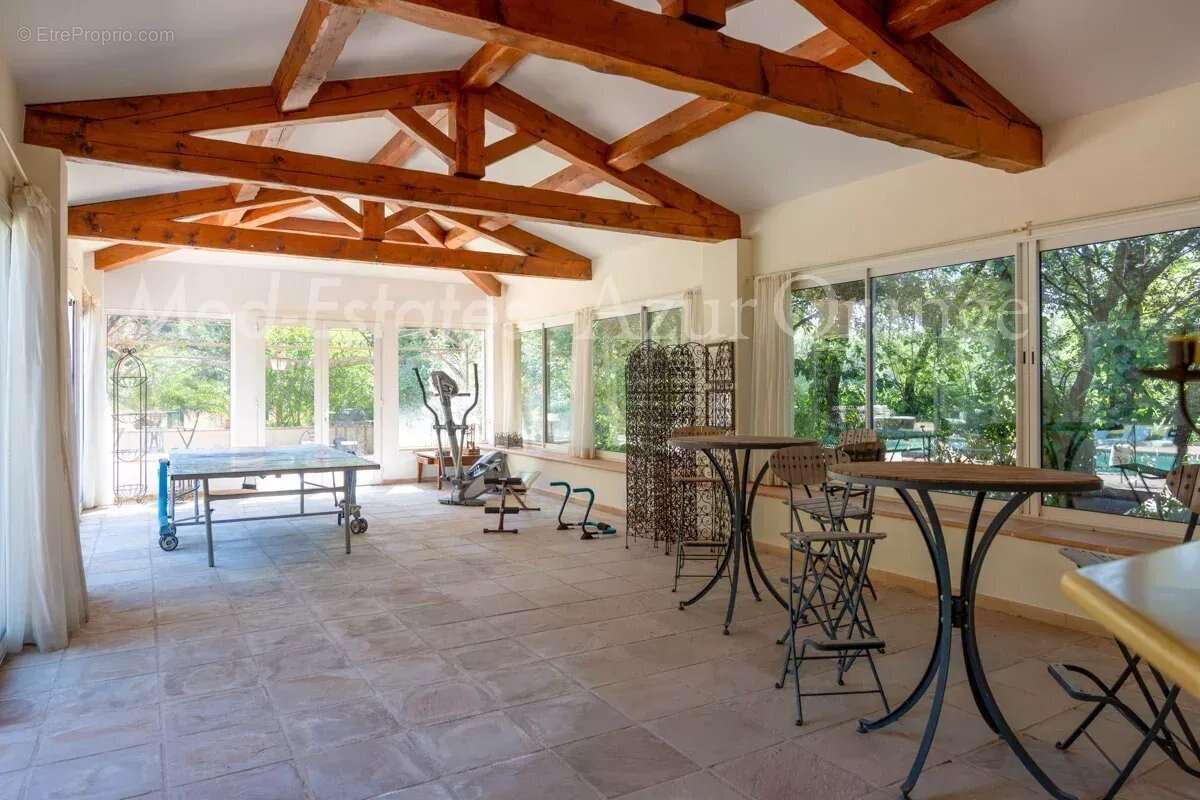 Maison à LE CANNET-DES-MAURES