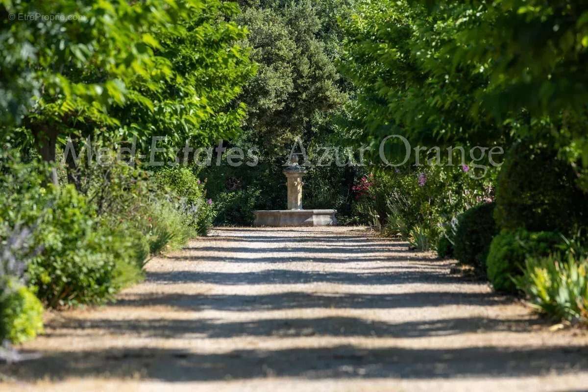 Maison à LE CANNET-DES-MAURES