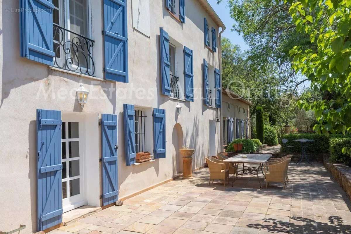 Maison à LE CANNET-DES-MAURES