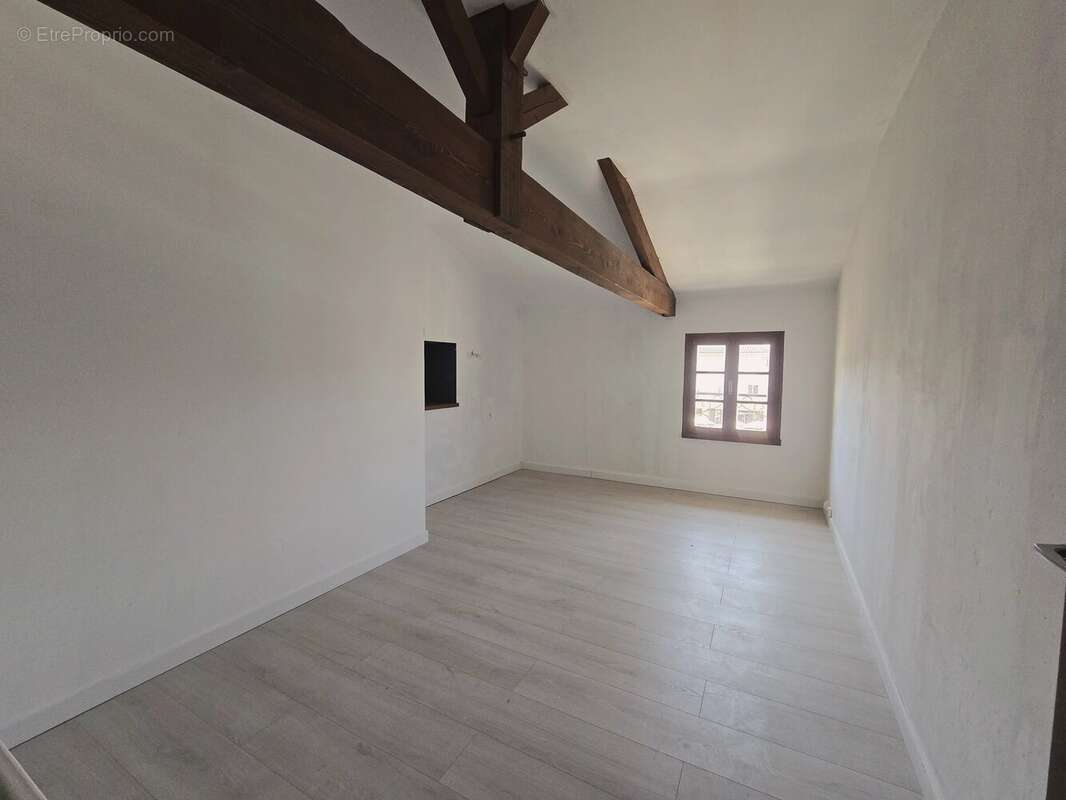 Appartement à ALLEMANS-DU-DROPT