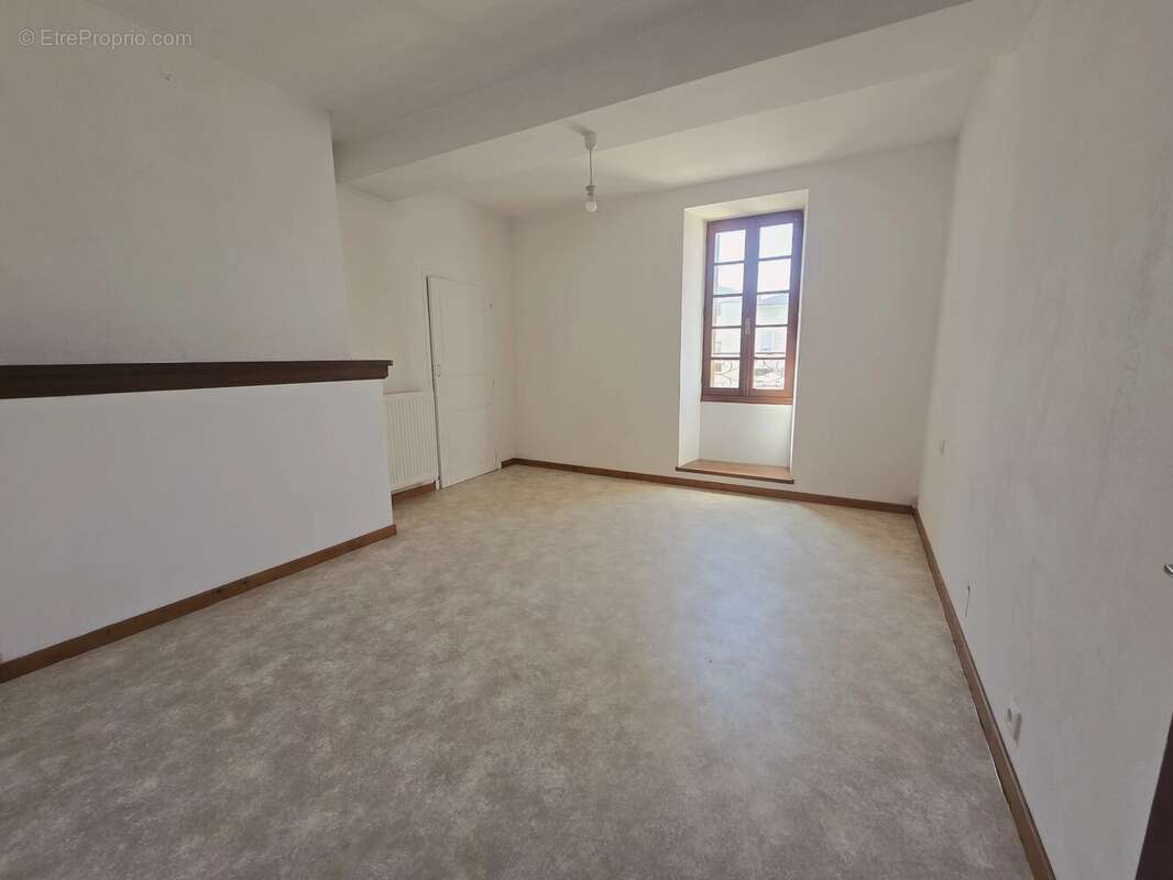 Appartement à ALLEMANS-DU-DROPT