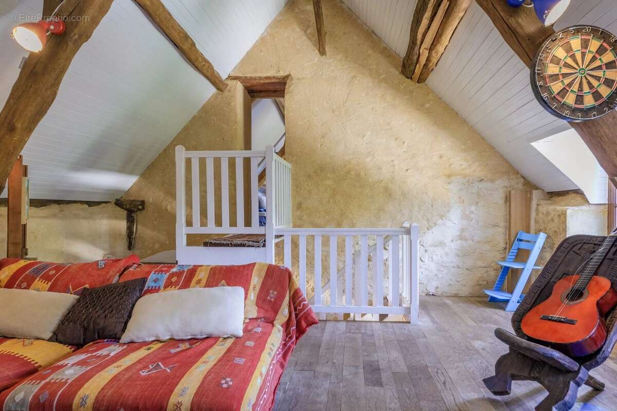 Maison à SAINT-POMPONT