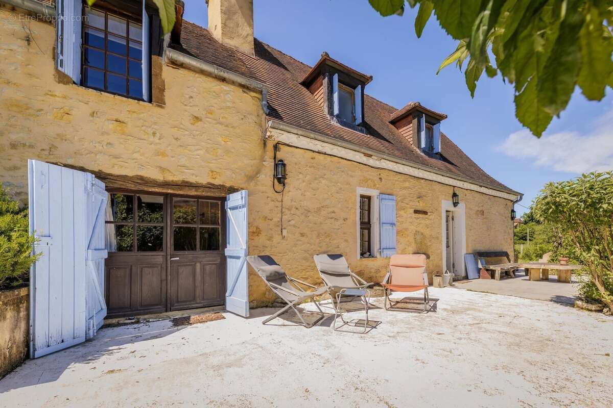 Maison à SAINT-POMPONT