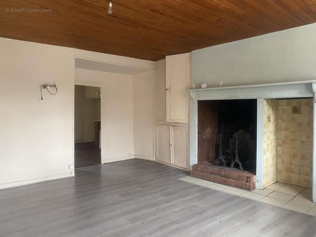 IMG5996 - Maison à SAINT-POMPONT