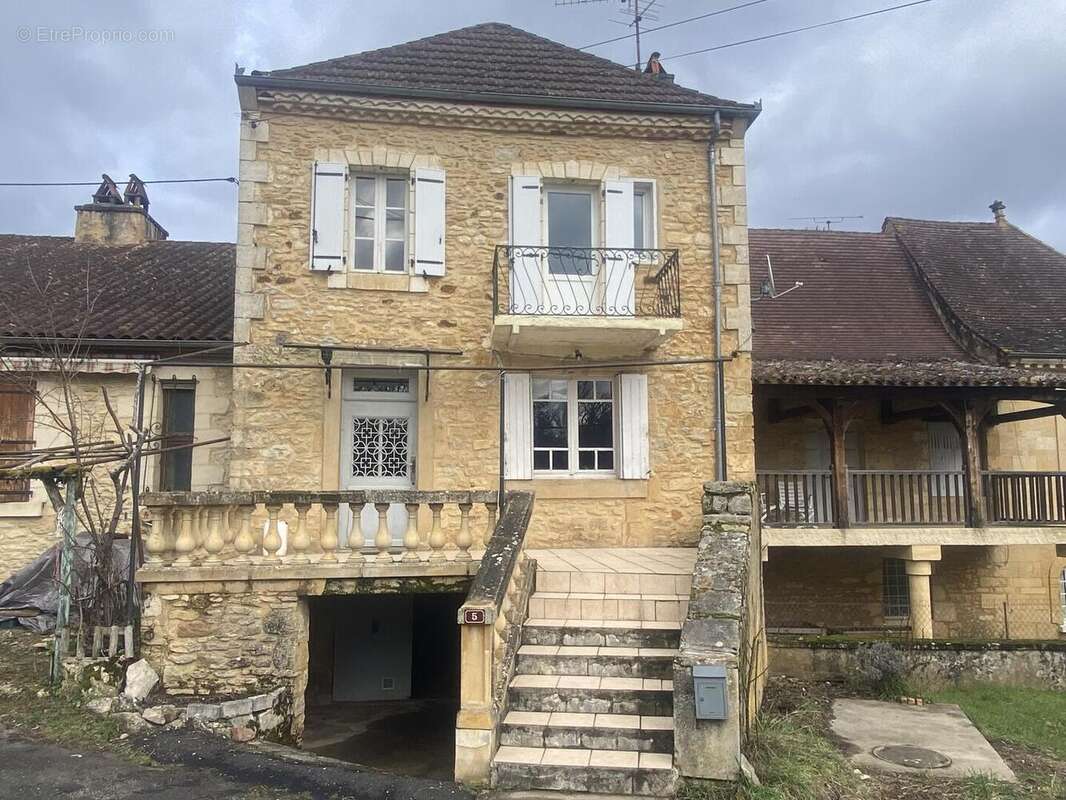 IMG6011 - Maison à SAINT-POMPONT