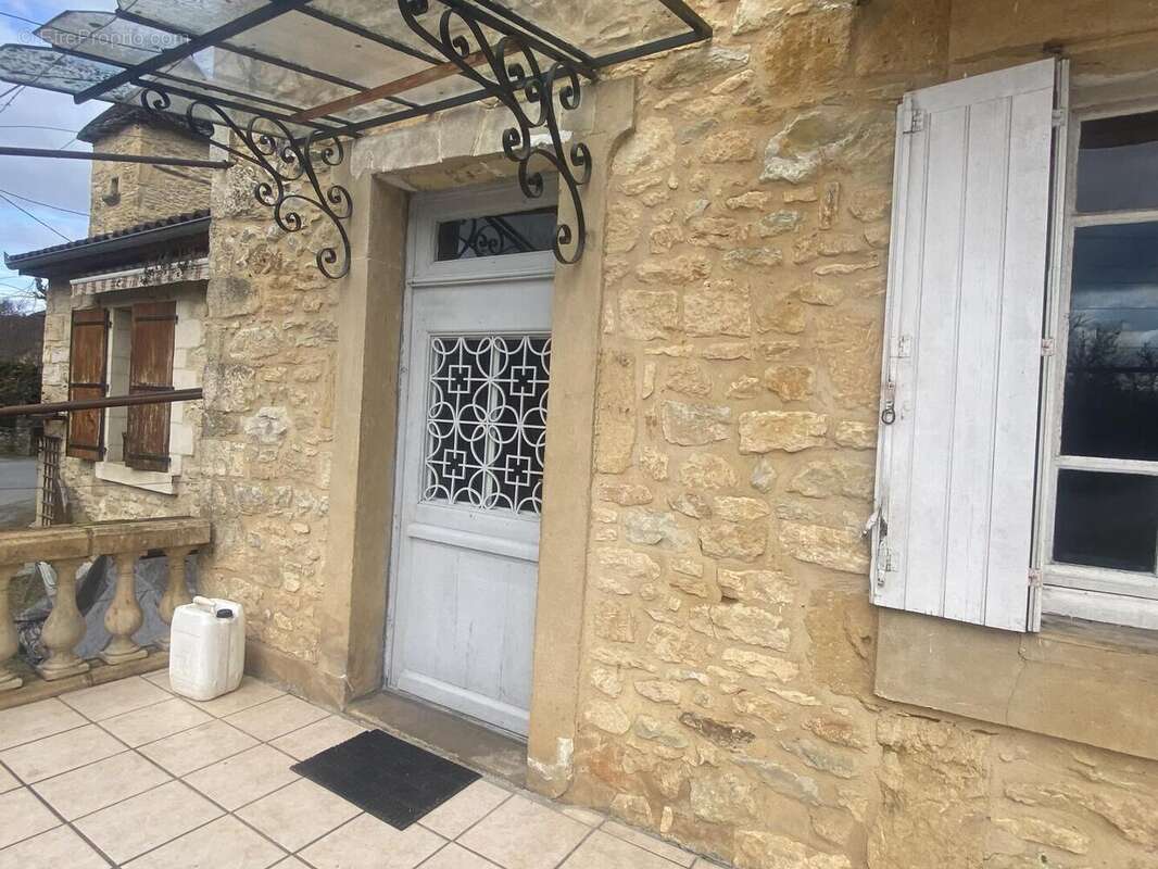 IMG6014 - Maison à SAINT-POMPONT