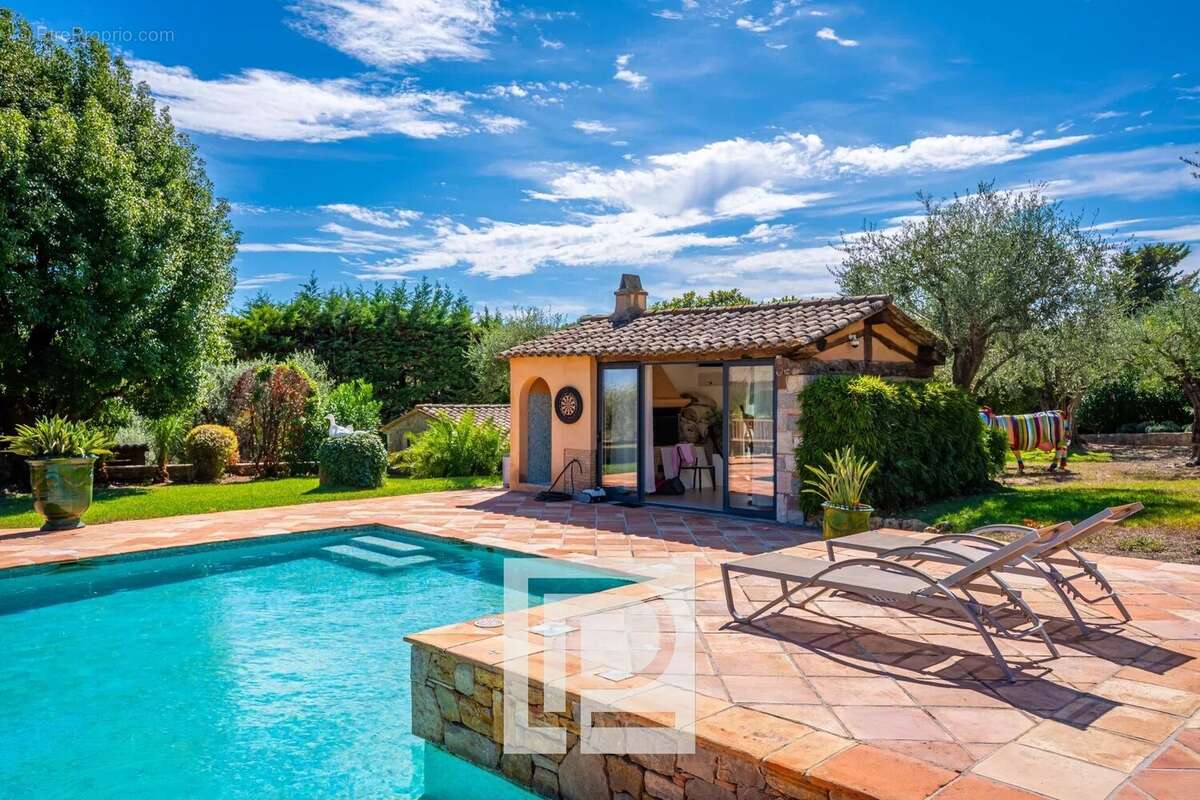 Maison à MOUANS-SARTOUX