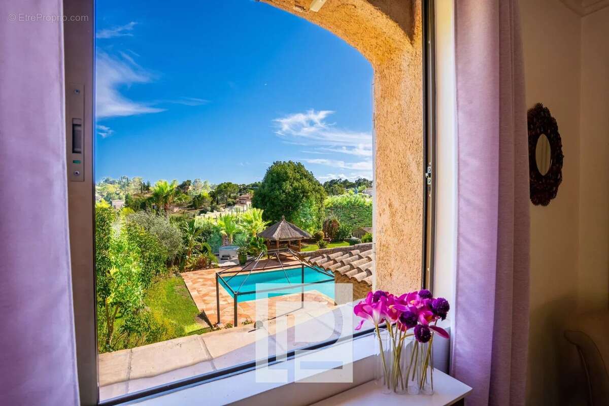 Maison à MOUANS-SARTOUX