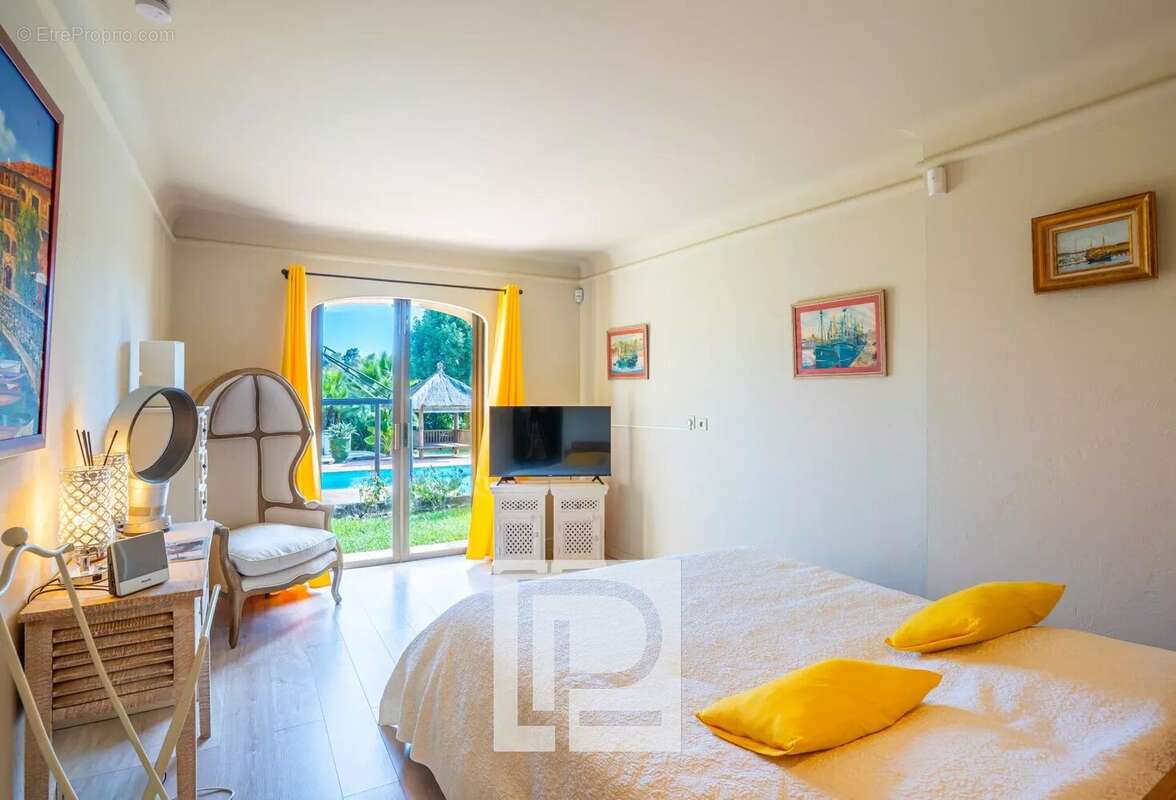 Maison à MOUANS-SARTOUX