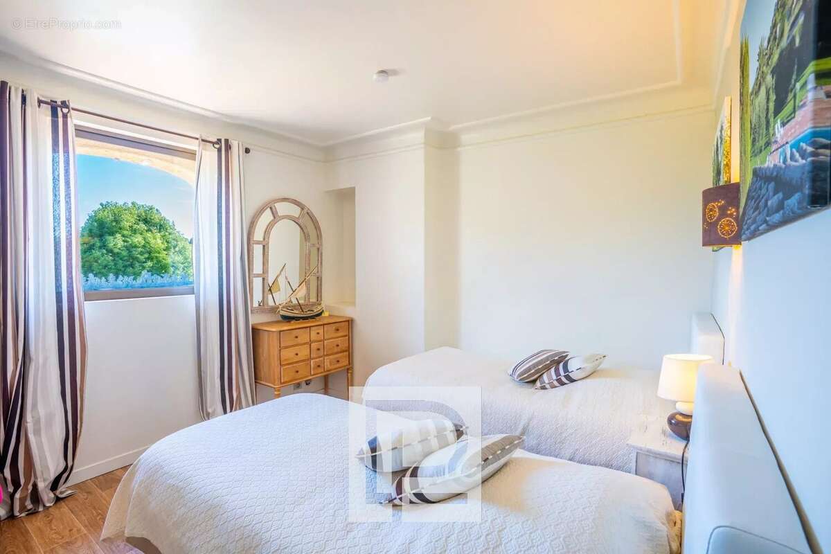 Maison à MOUANS-SARTOUX