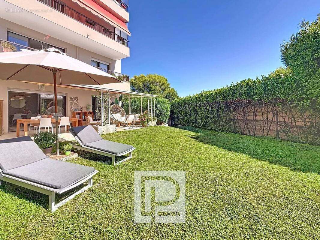 Appartement à LE CANNET