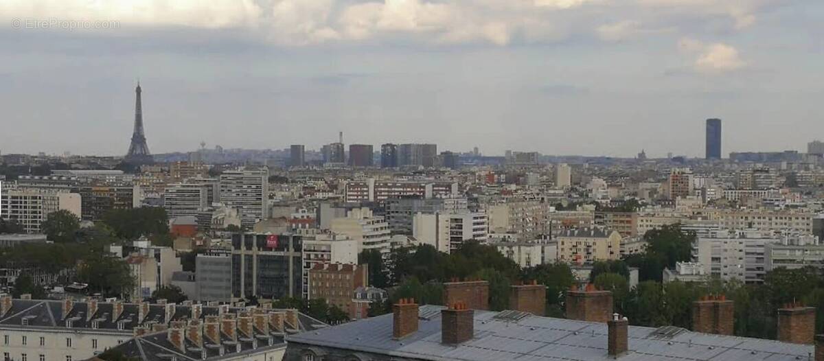 Commerce à SAINT-CLOUD