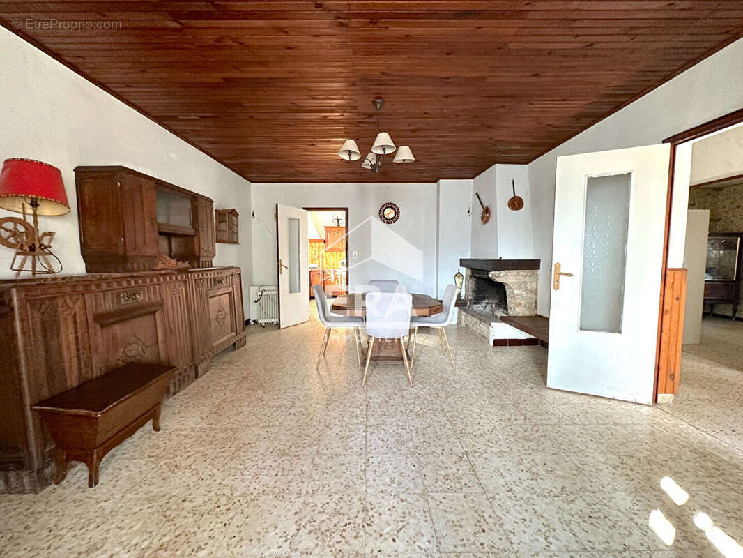 Maison à BOUC-BEL-AIR