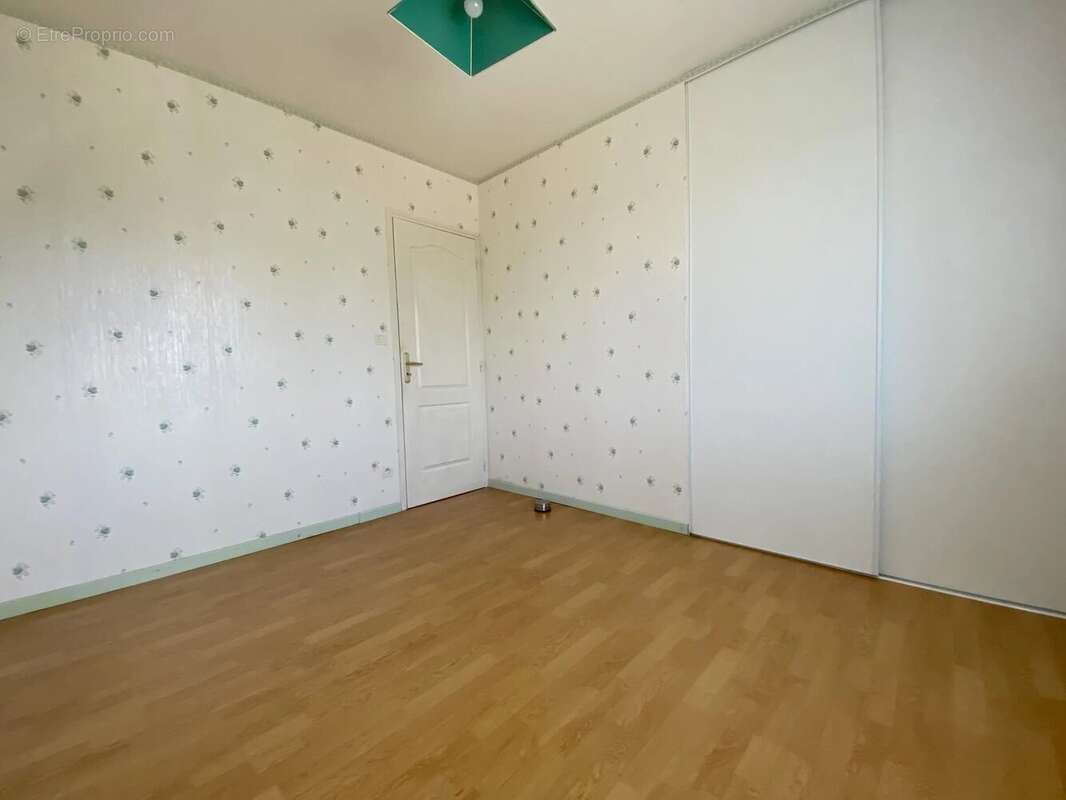 Maison à LATHUS-SAINT-REMY