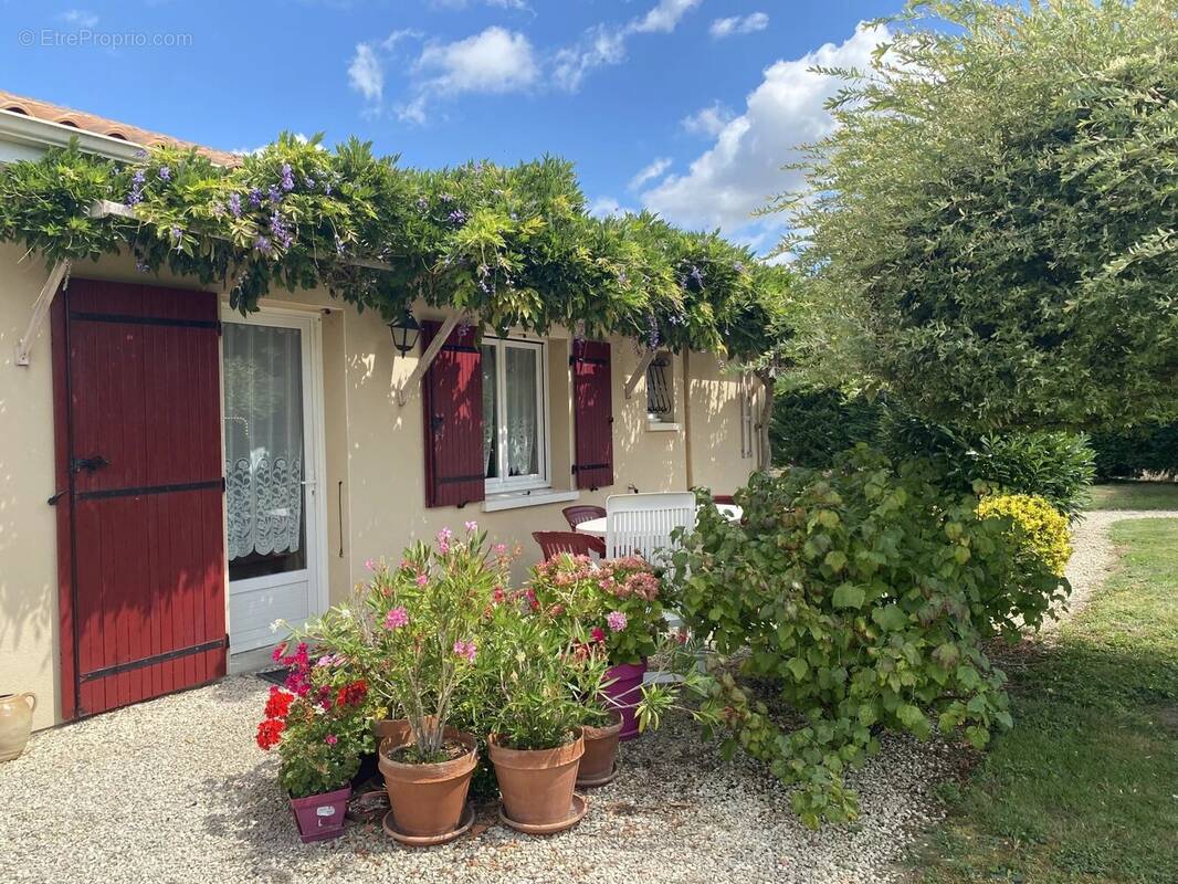 Maison à LATHUS-SAINT-REMY