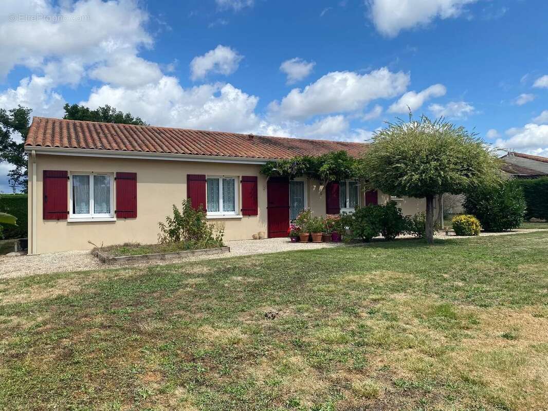 Maison à LATHUS-SAINT-REMY