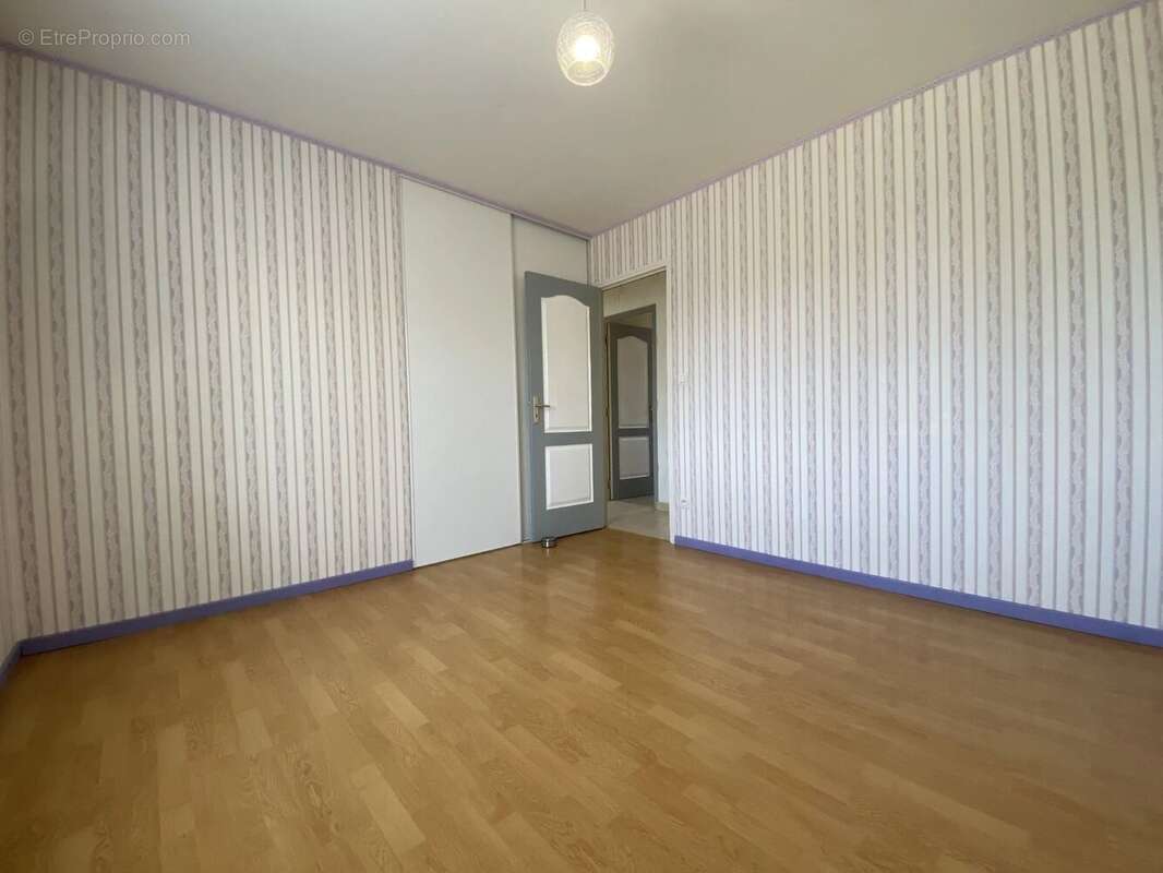 Maison à LATHUS-SAINT-REMY