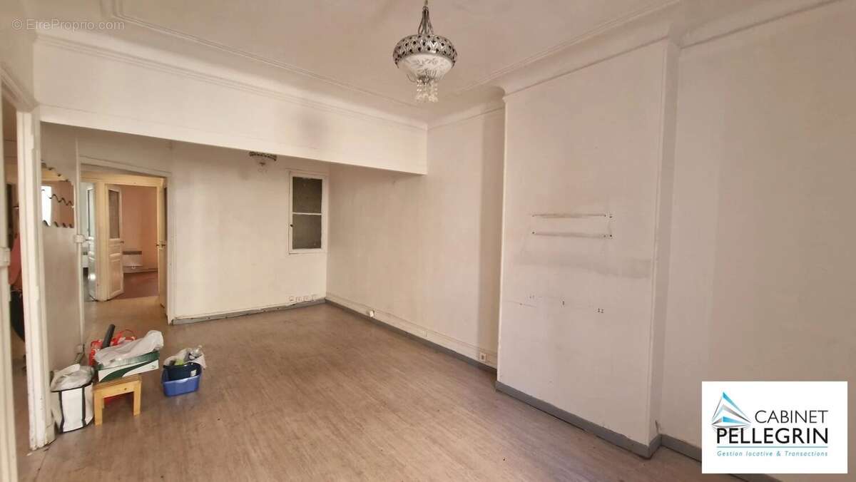 Appartement à MARSEILLE-1E