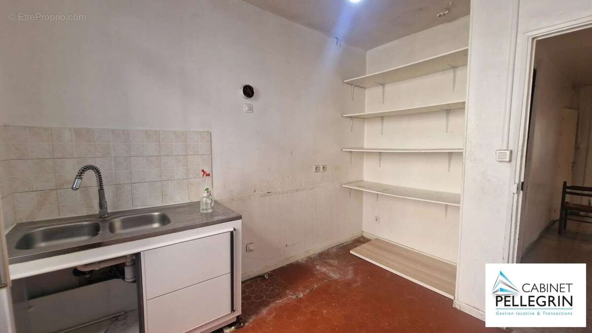 Appartement à MARSEILLE-1E