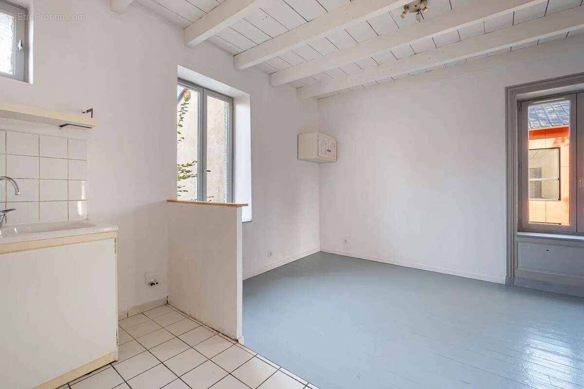 Appartement à CRAPONNE