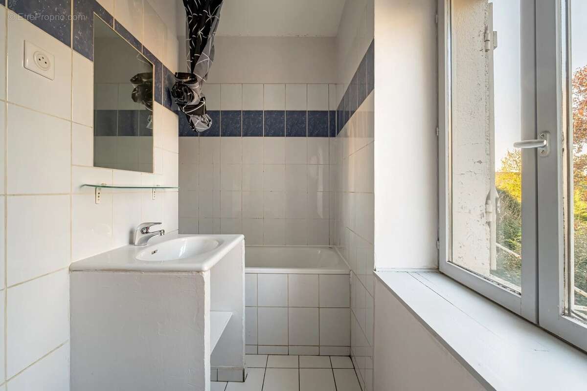 Appartement à CRAPONNE