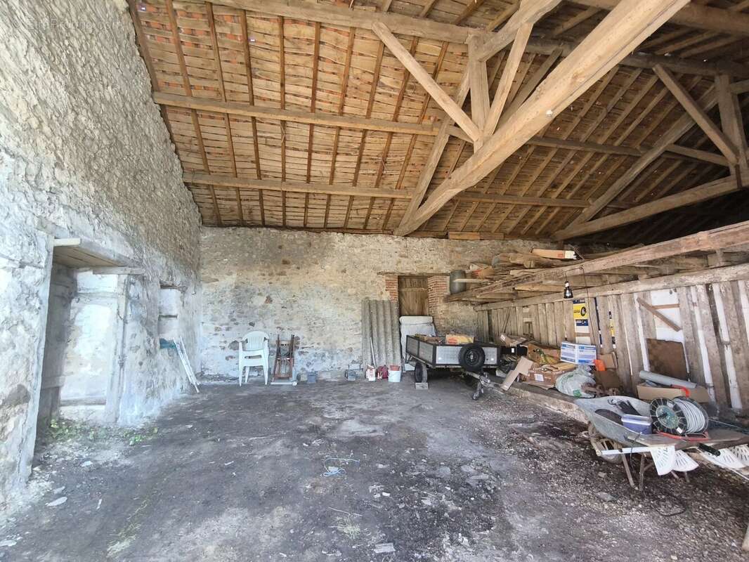 Maison à SAINT-JUNIEN