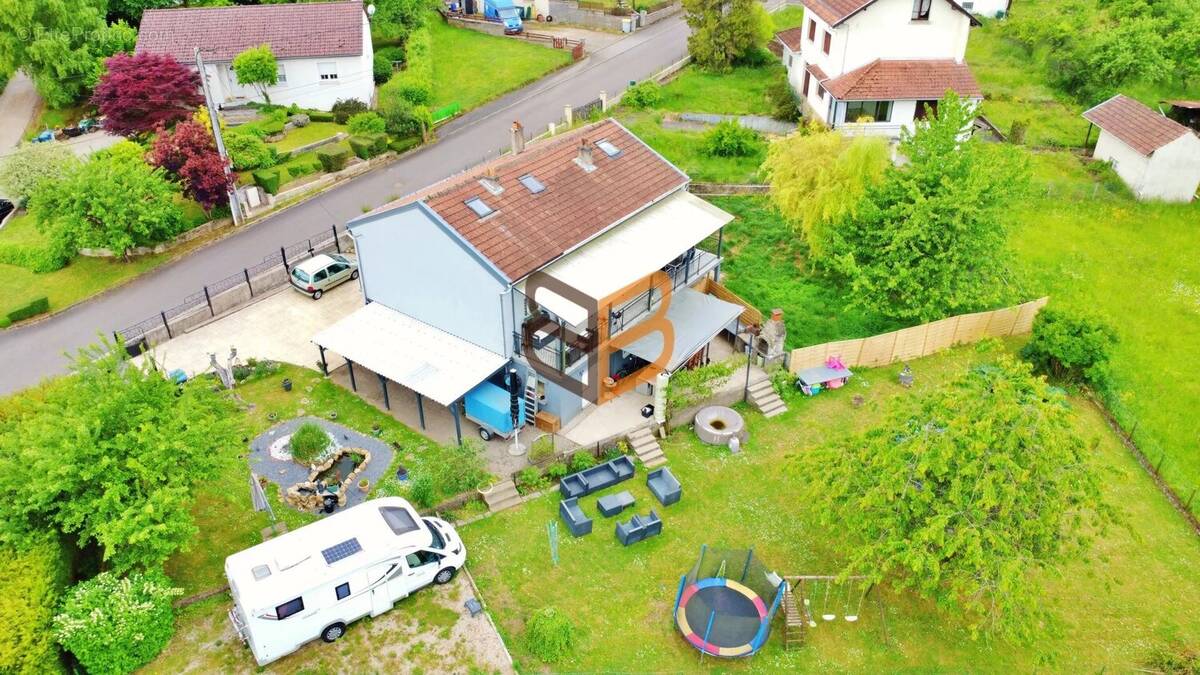 Maison à AUDUN-LE-ROMAN