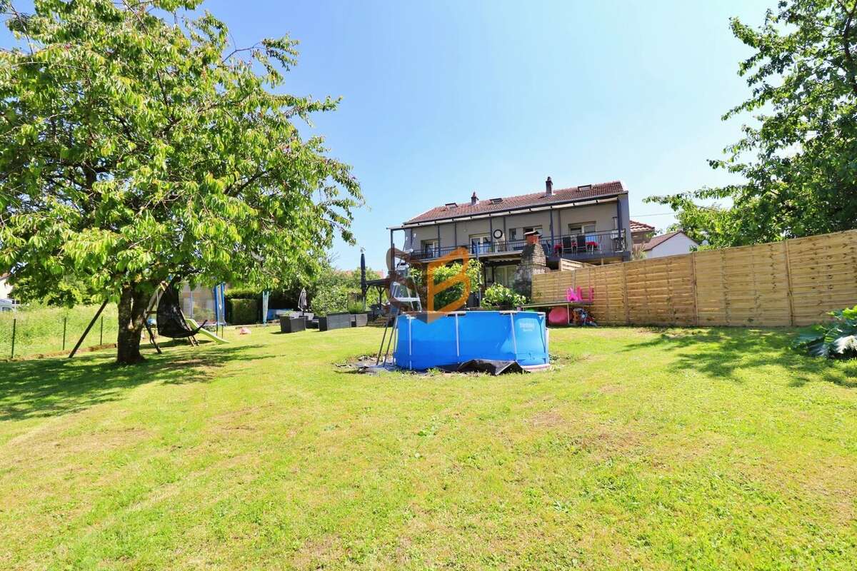 Maison à AUDUN-LE-ROMAN