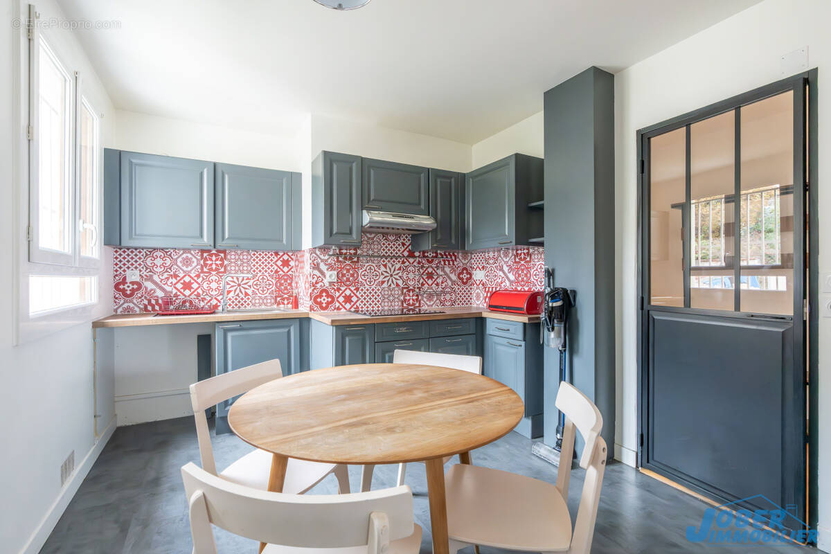 Appartement à NOGENT-SUR-MARNE