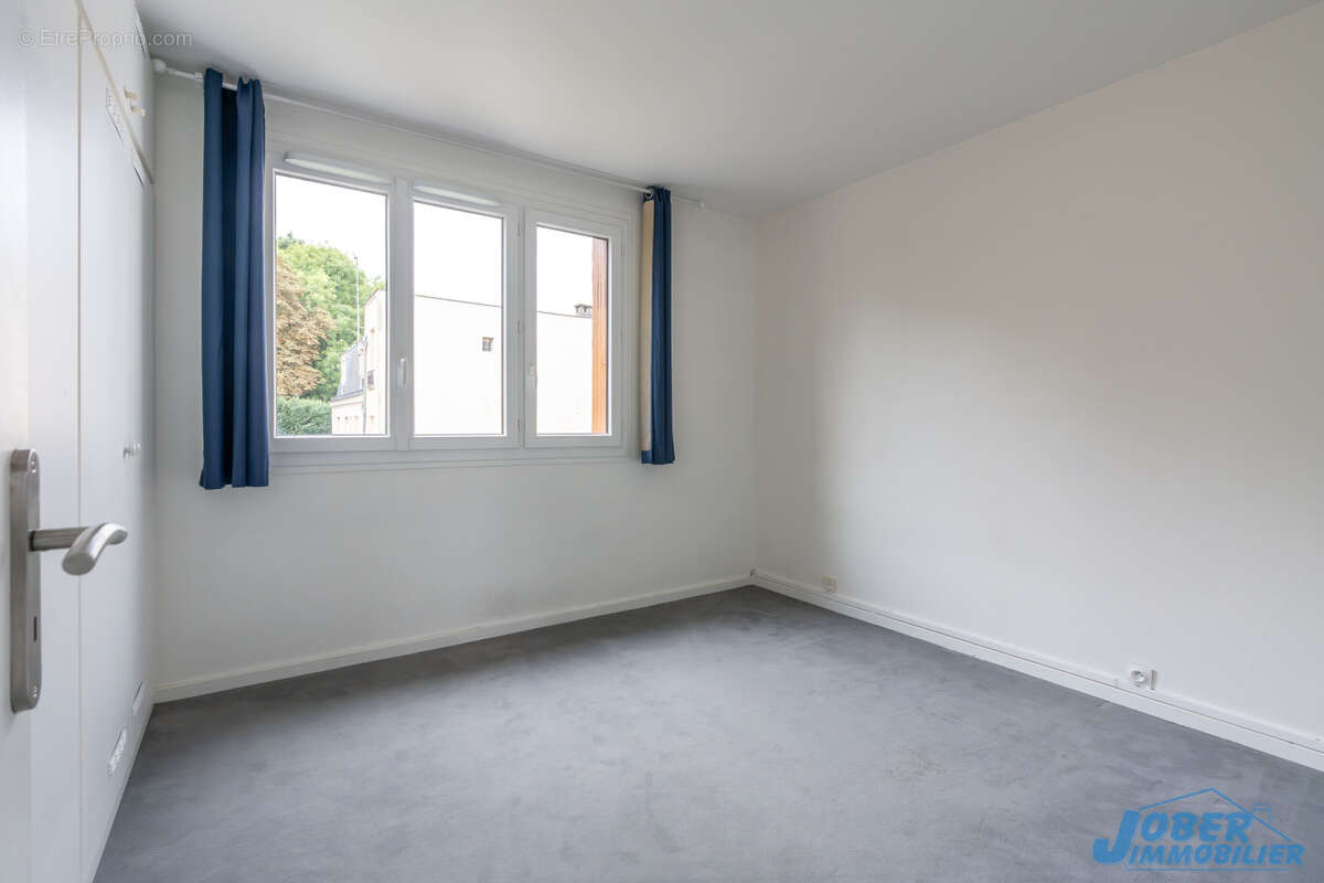 Appartement à NOGENT-SUR-MARNE