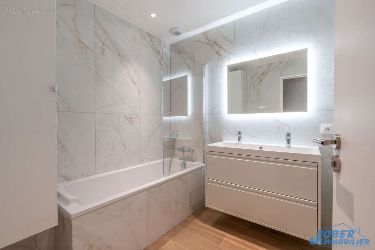 Appartement à NOGENT-SUR-MARNE