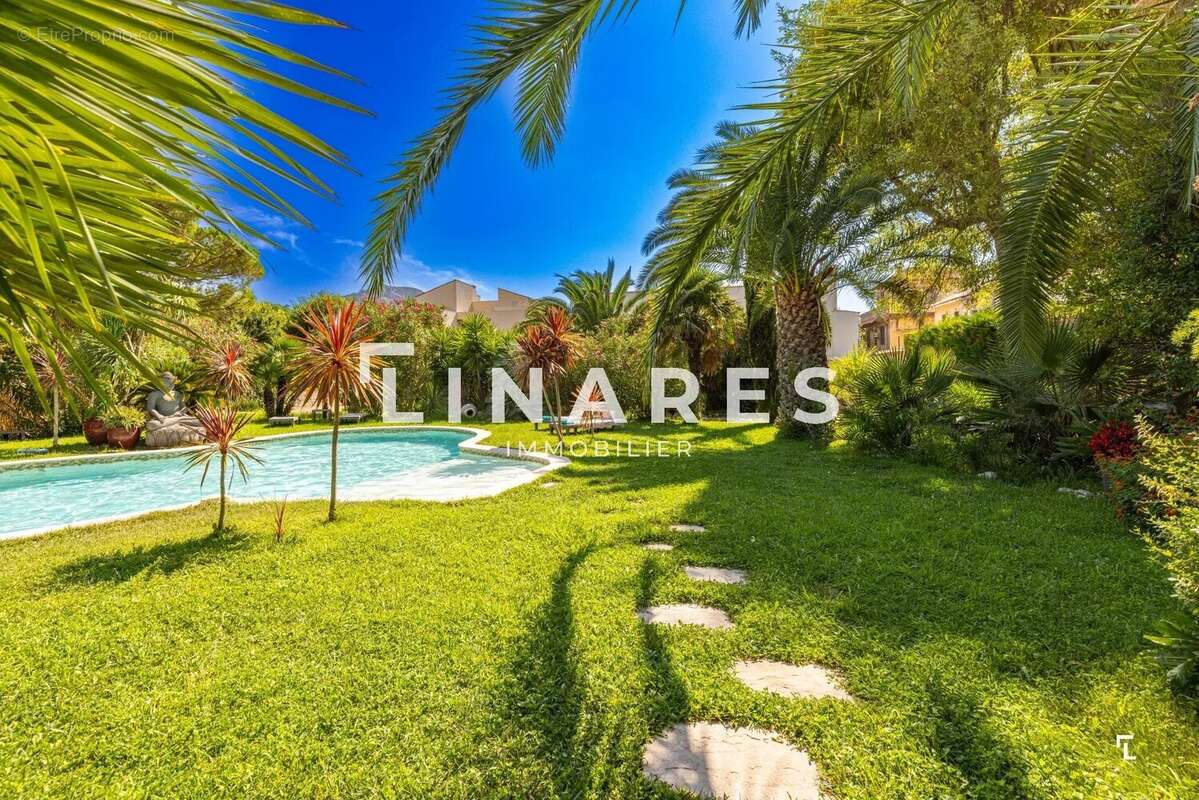 Maison à MARSEILLE-8E