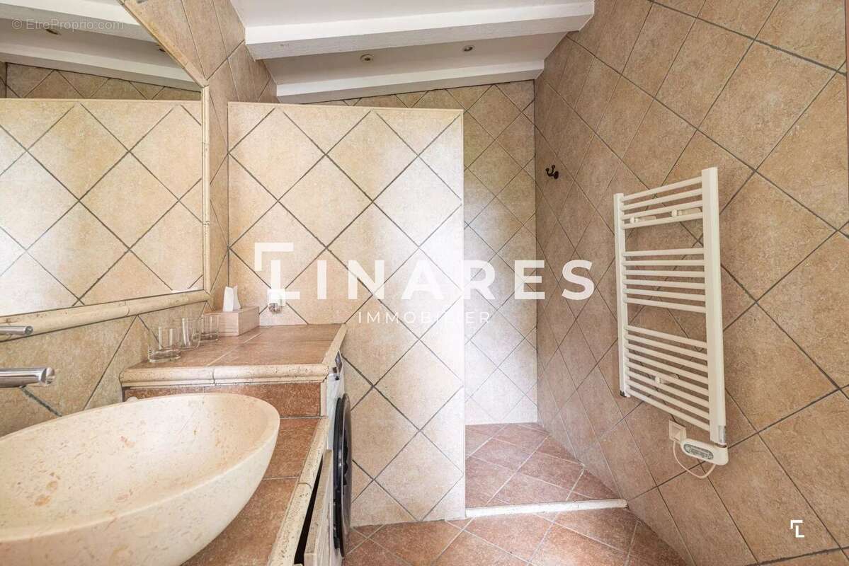 Maison à MARSEILLE-8E