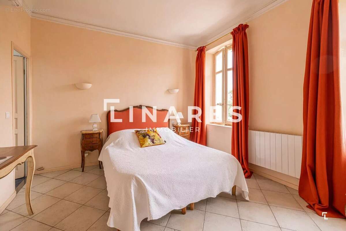 Maison à MARSEILLE-8E