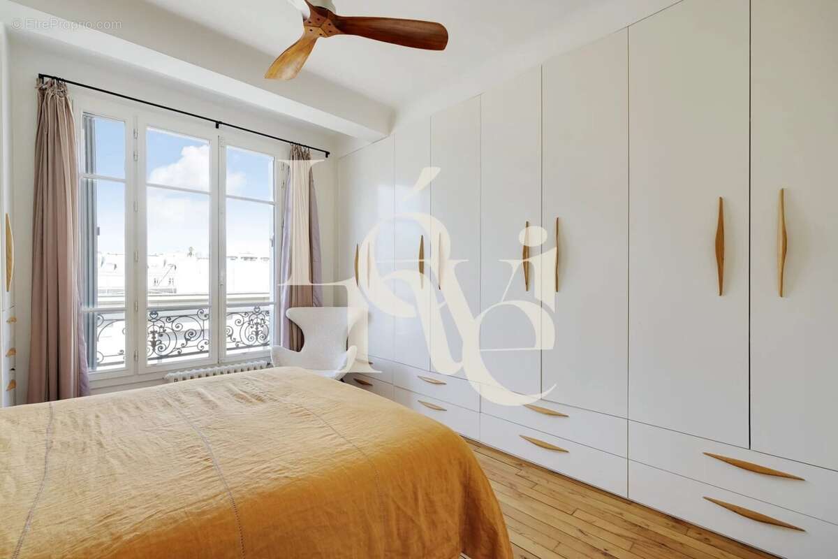 Appartement à PARIS-5E