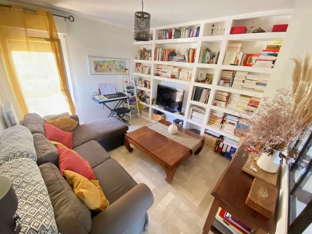 Appartement à HYERES