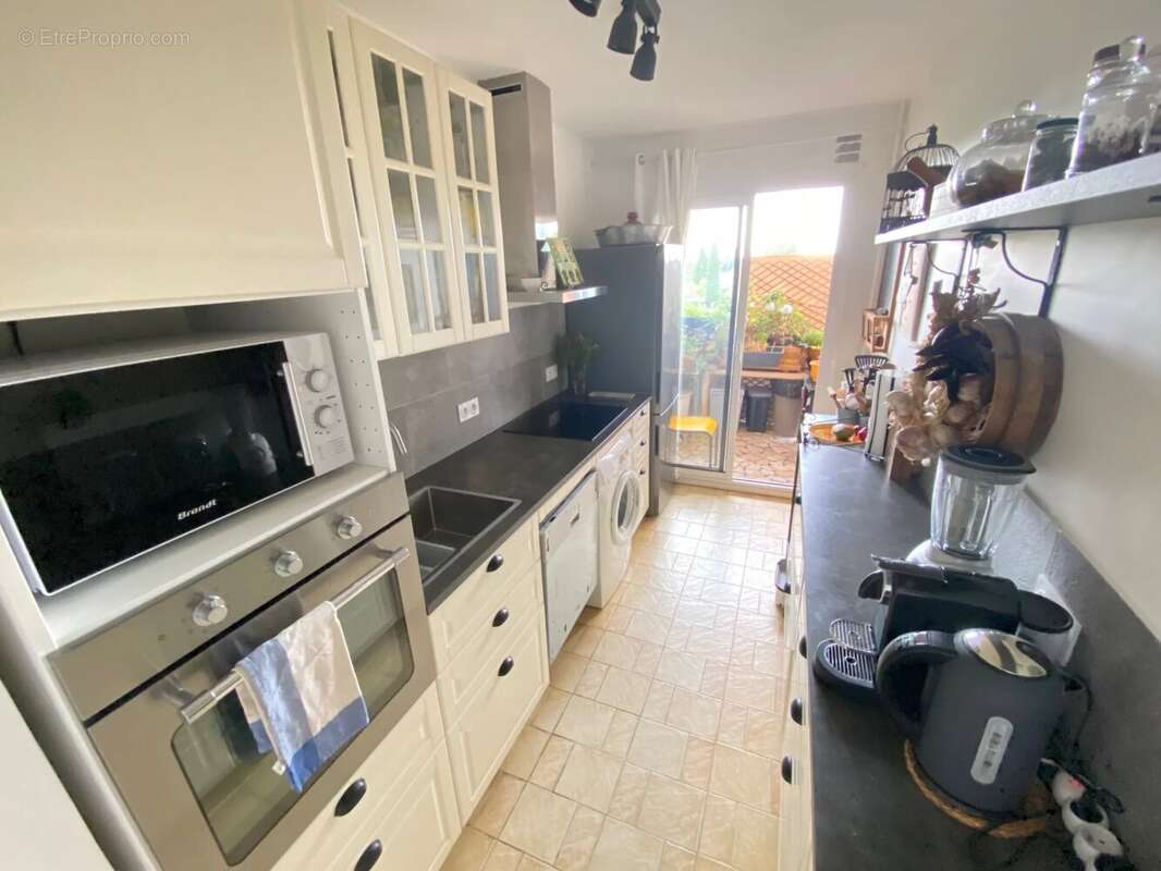 Appartement à HYERES
