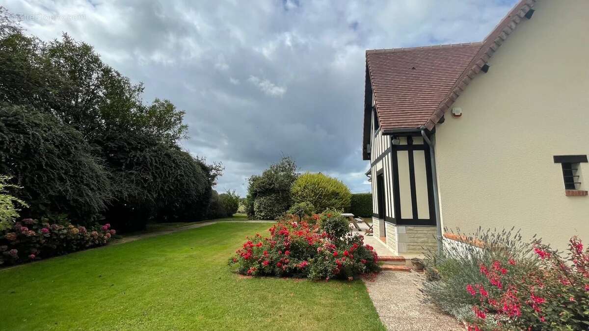 Maison à VILLERS-SUR-MER