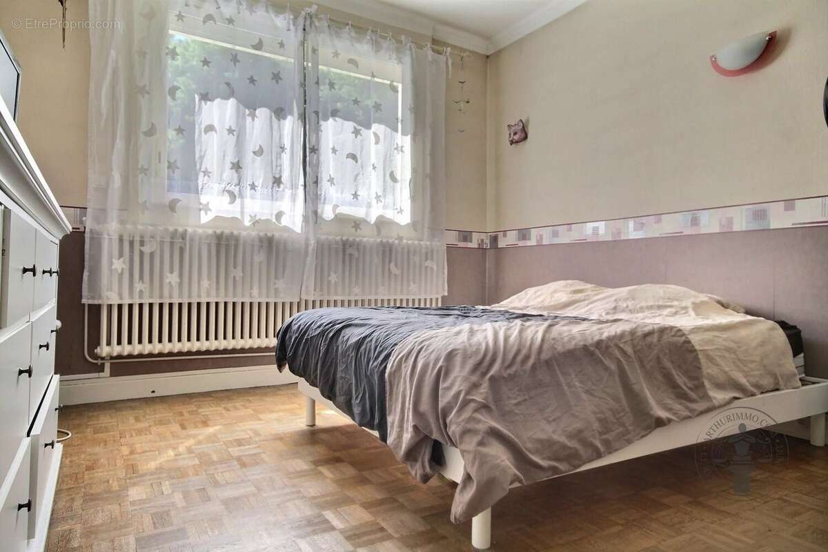 Maison à ORMESSON-SUR-MARNE