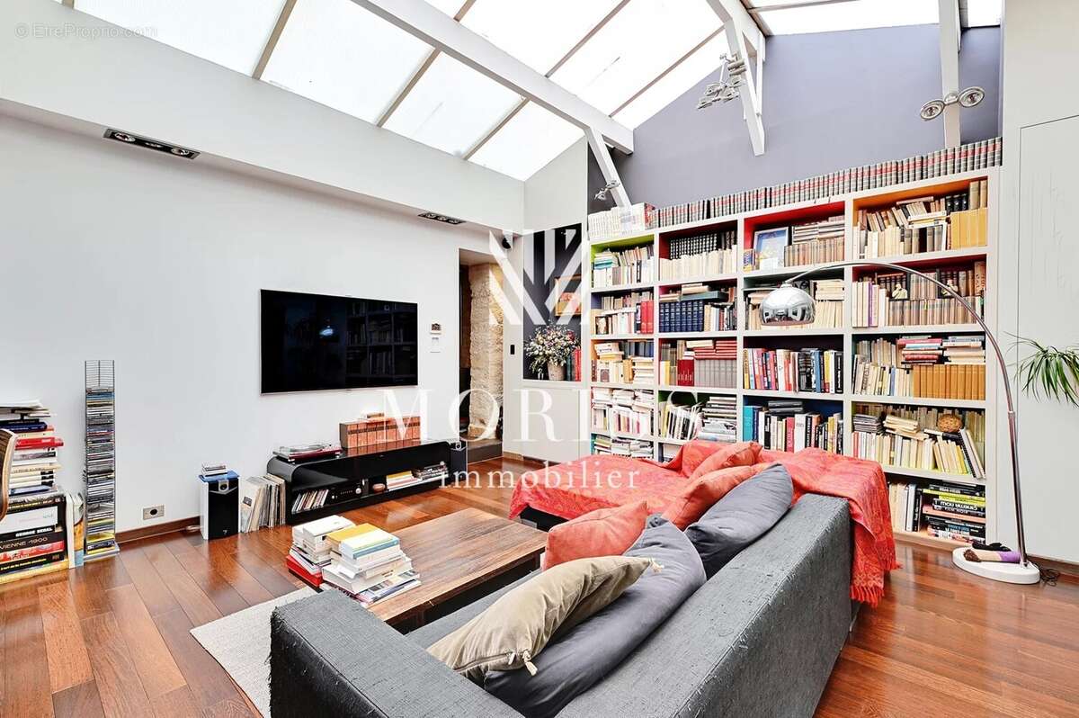 Appartement à PARIS-11E