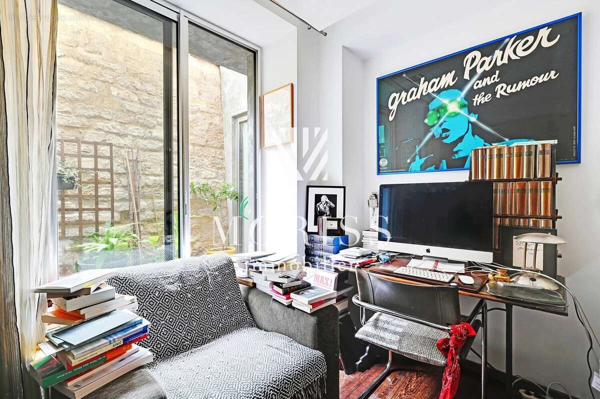 Appartement à PARIS-11E