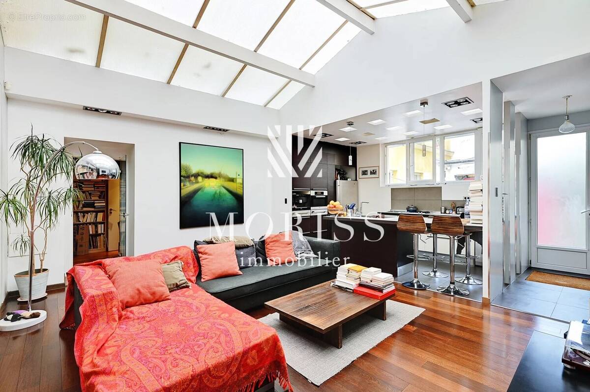 Appartement à PARIS-11E