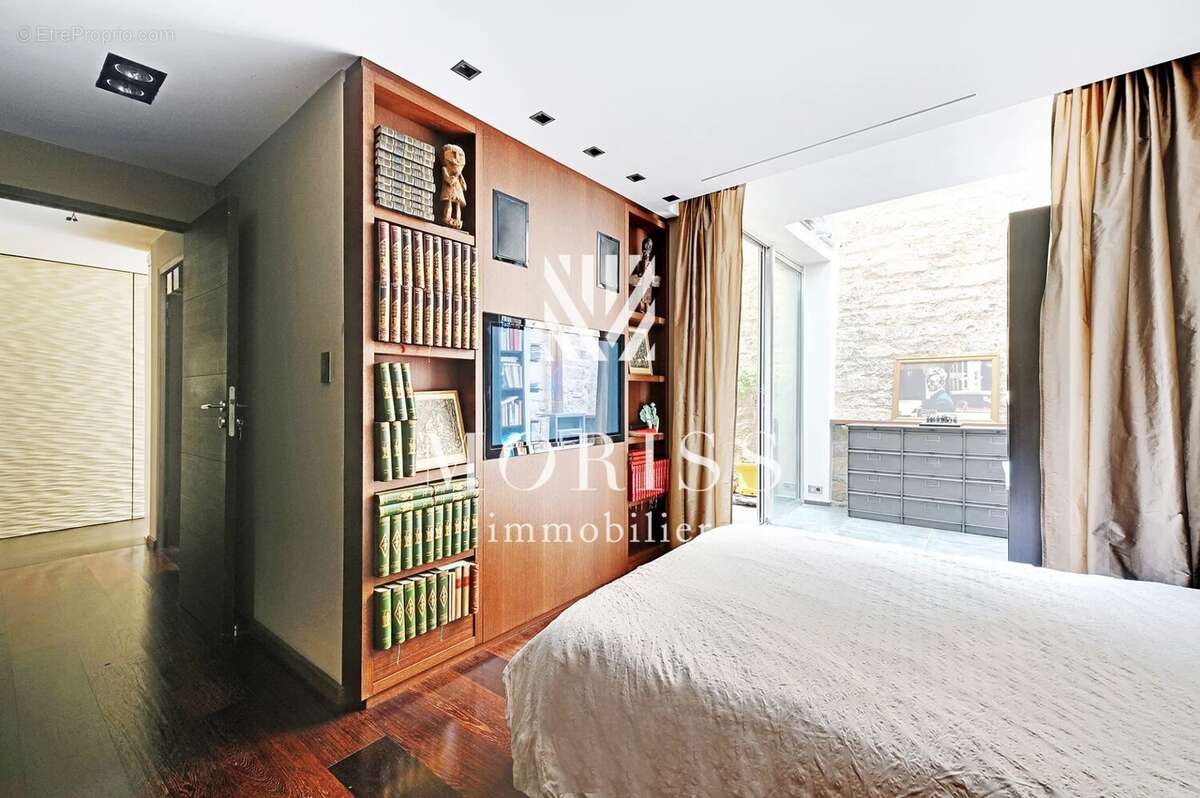 Appartement à PARIS-11E