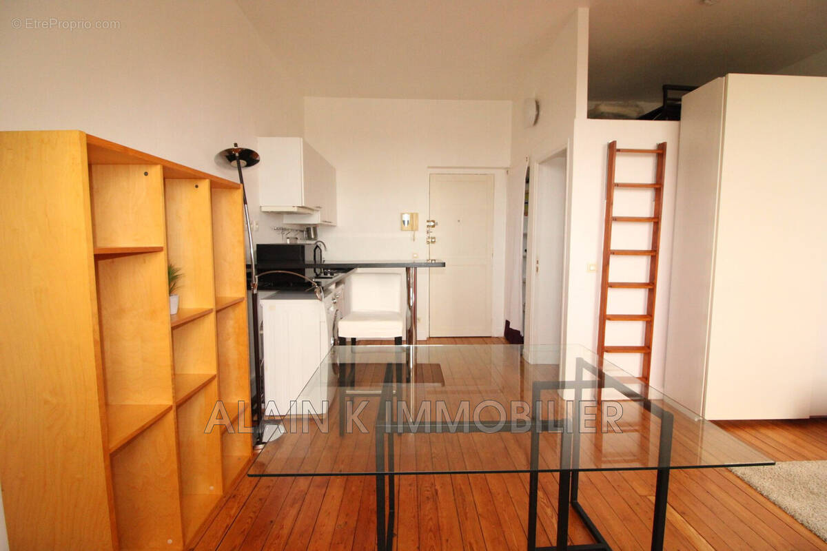 Appartement à VERSAILLES