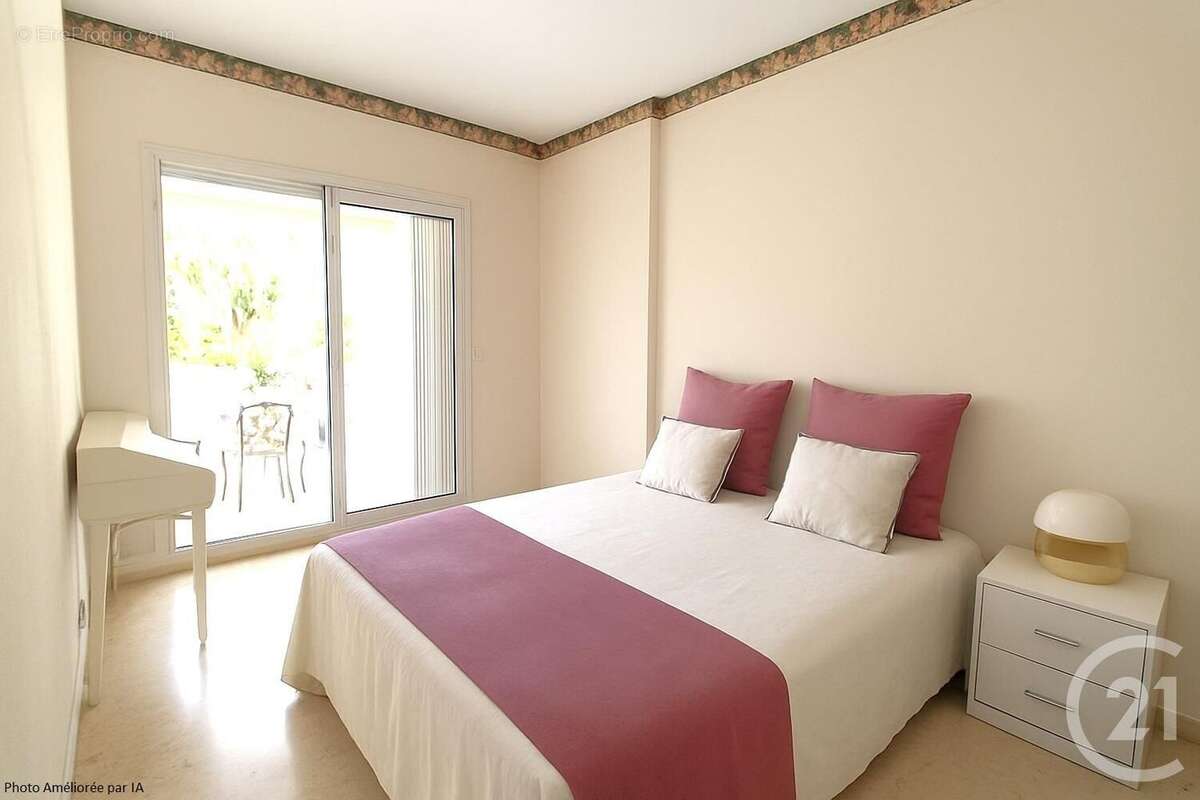 Appartement à ROQUEBRUNE-CAP-MARTIN