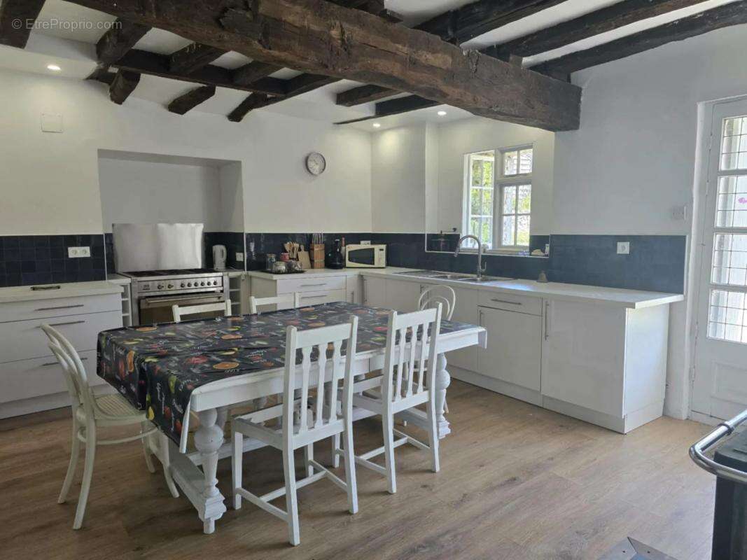 Maison à VILLETOUREIX