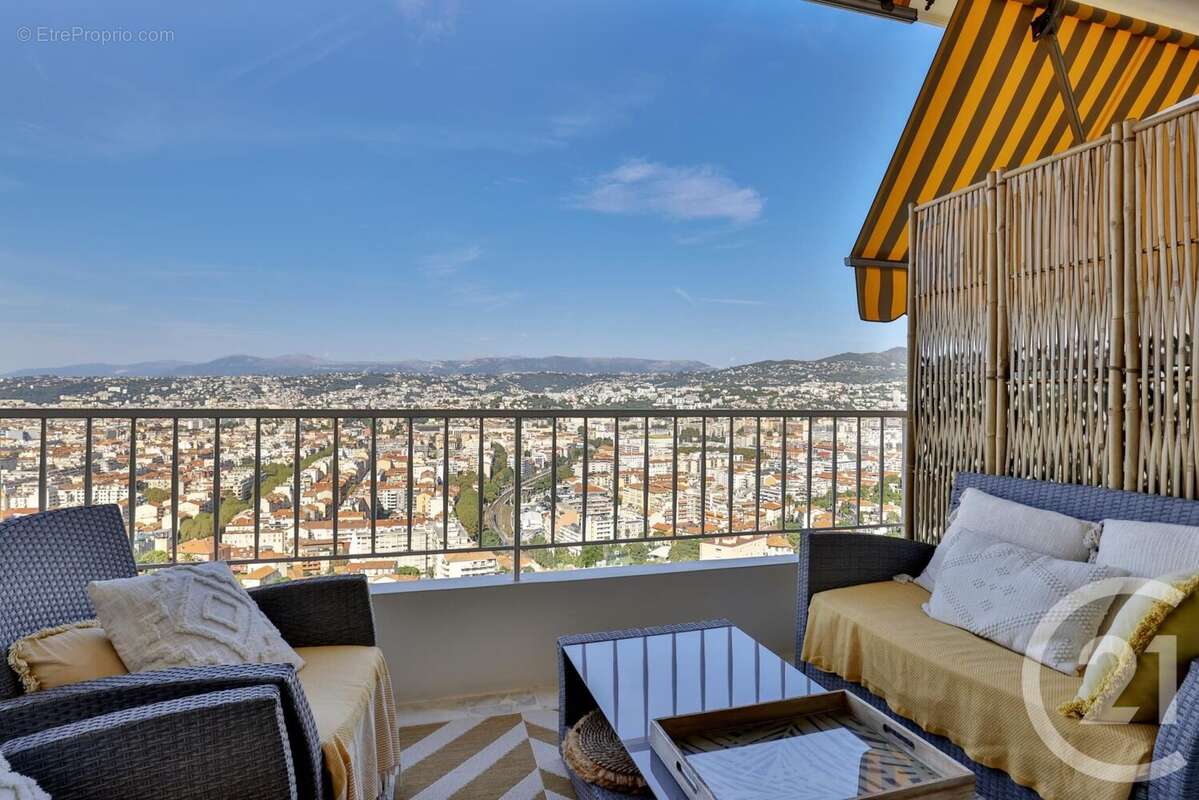 Appartement à NICE